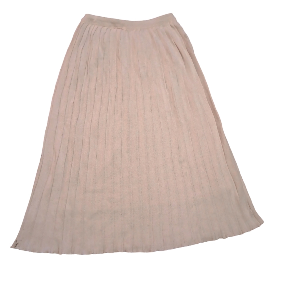 Knit pleated skirt